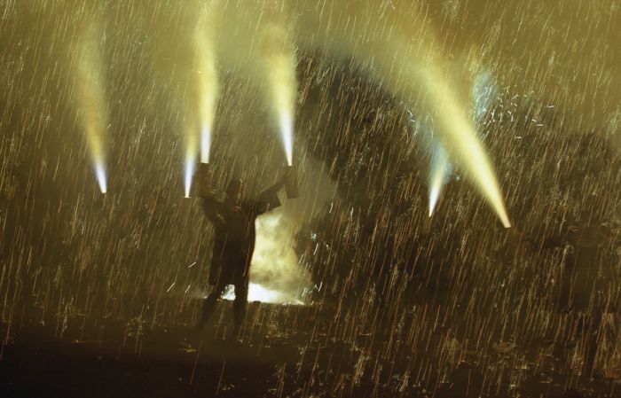 �O�������蓛�ۑ���A�蓛�ԉ΂̎ʐ^